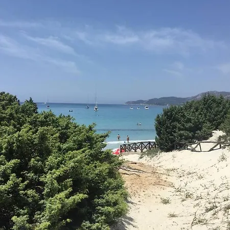 Casa Viola Di Maria Gabriella, San Vito A 25 Minuti Da Costa Rey E Villasimius
