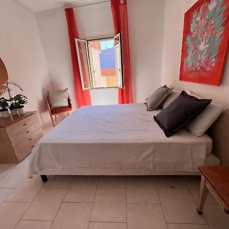 Casa Viola Di Maria Gabriella, San Vito A 25 Minuti Da Costa Rey E Villasimius San Vito (Sardinia)