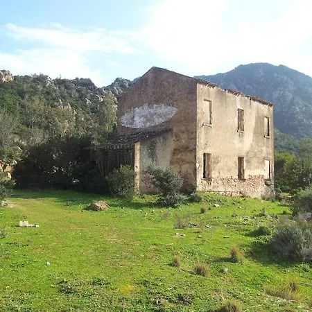 Casa Viola Di Maria Gabriella, San Vito A 25 Minuti Da Costa Rey E Villasimius *
